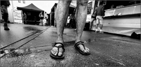Muddy feet in Luna Oso at Trail du Barrage 2014