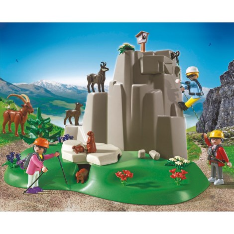 rock-climbers-with-mountain-animals-no-5423